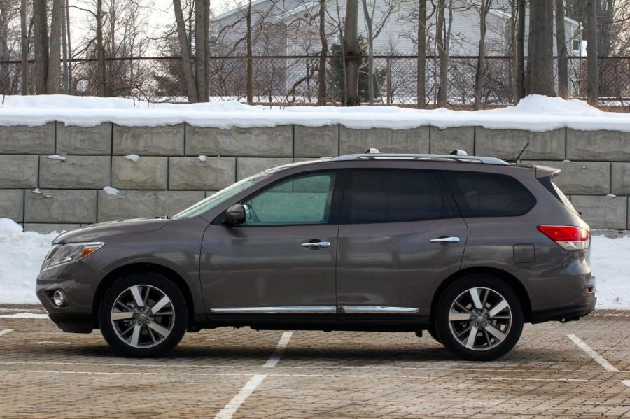  Nissan Pathfinder 2013 года  (фото 20 из 141)
